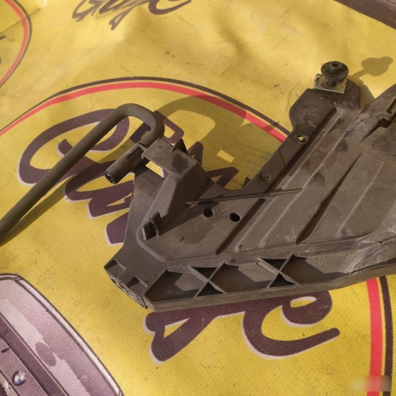 Крепление фары, 2000 рублей, Орёл