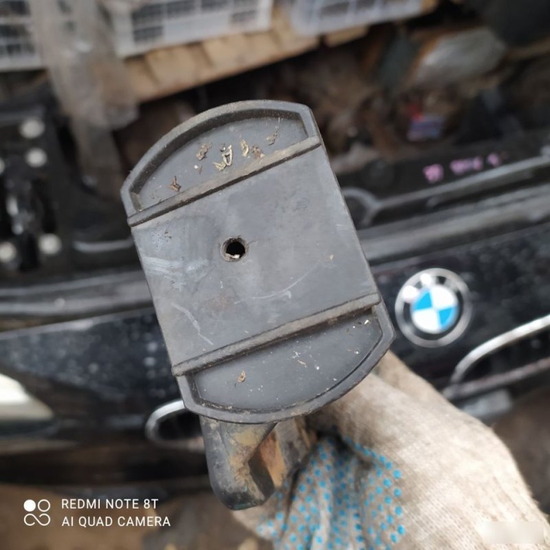 Кронштейн бампера, 500 рублей, Орёл