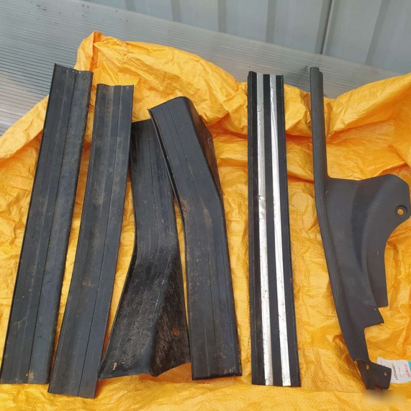 Накладки порогов, 300 рублей, Орёл