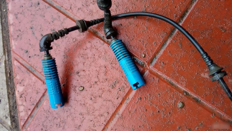 Датчик ABS, 2000 рублей, Орёл