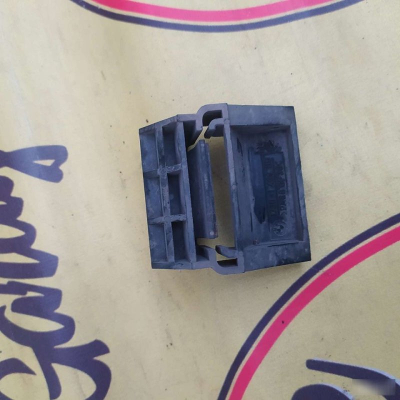 Кронштейн радиатора, 700 рублей, Орёл