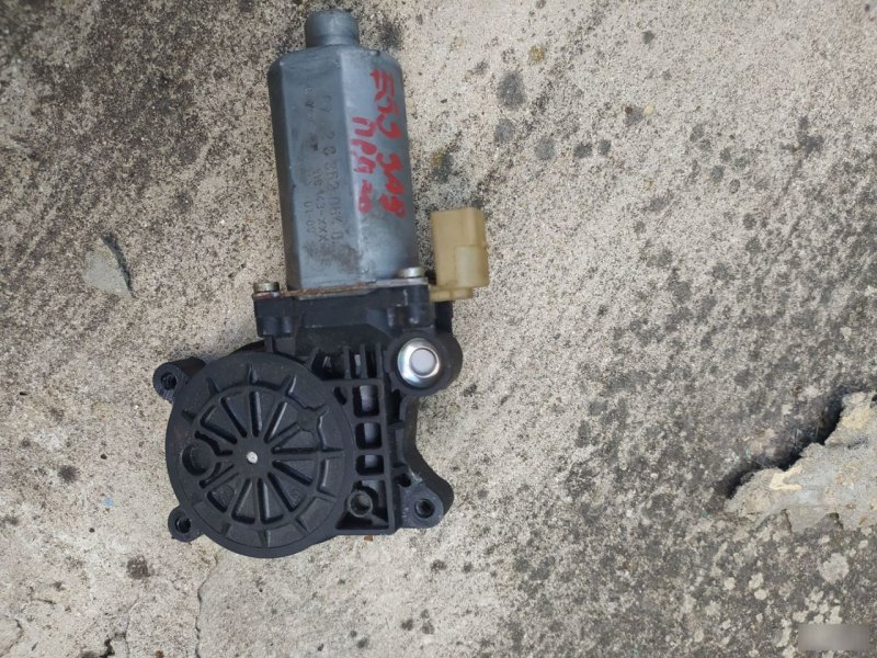 Моторчик стекподъемника, 1000 рублей, Орёл