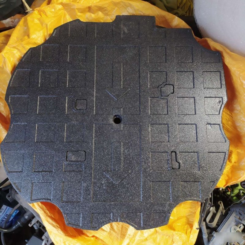 Крепление приборов в нише запасного колеса, 2000 рублей, Орёл