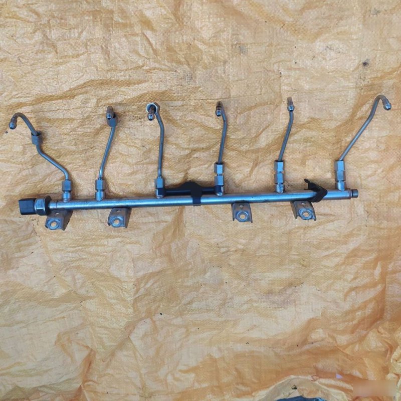 Рампа топливная, 1000 рублей, Орёл