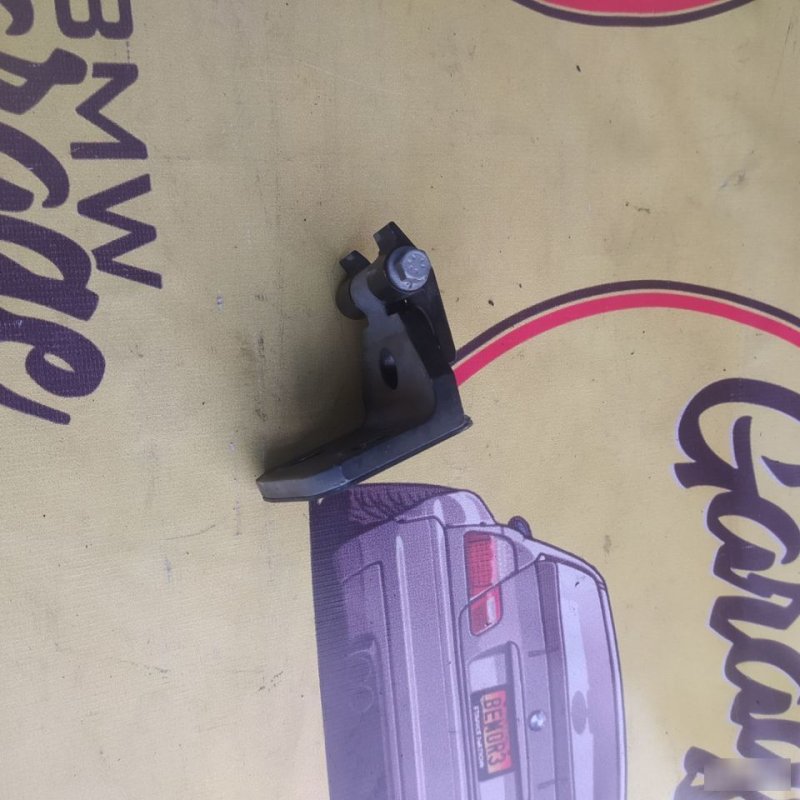 Петля двери, 1000 рублей, Орёл