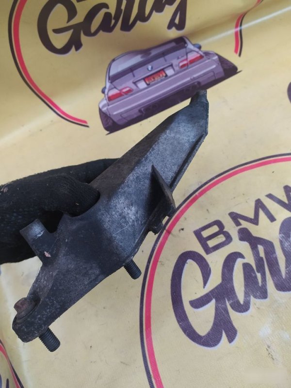 Кронштейн ДВС, 1500 рублей, Орёл