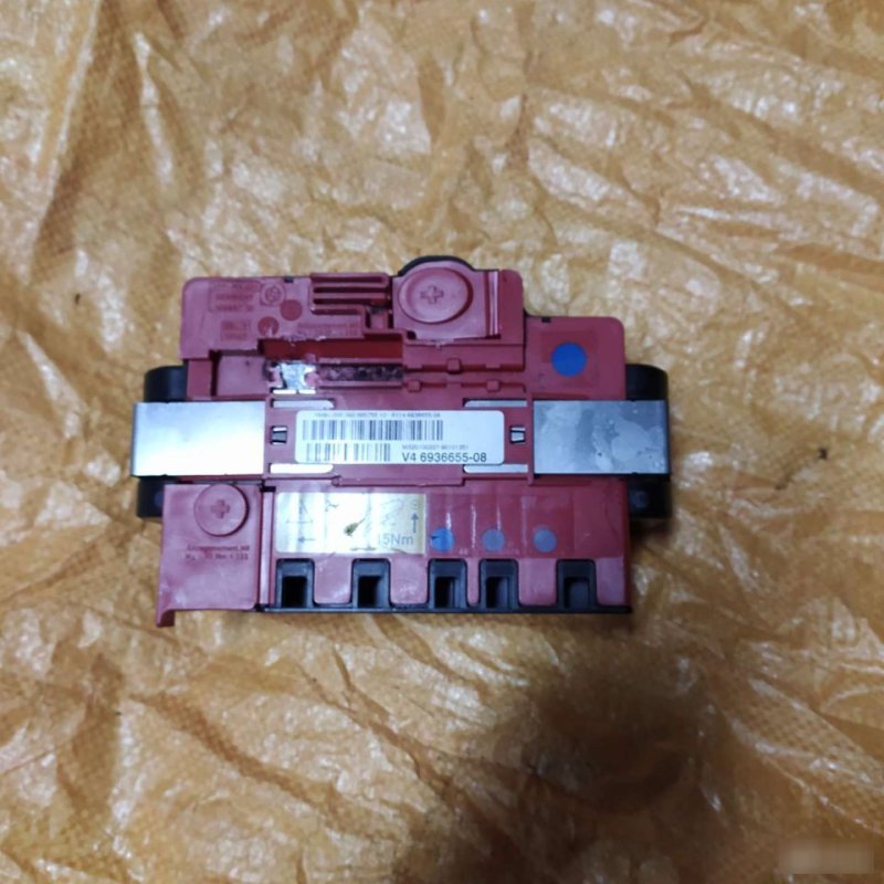 Монтажный блок с предохранителем, 1000 рублей, Орёл