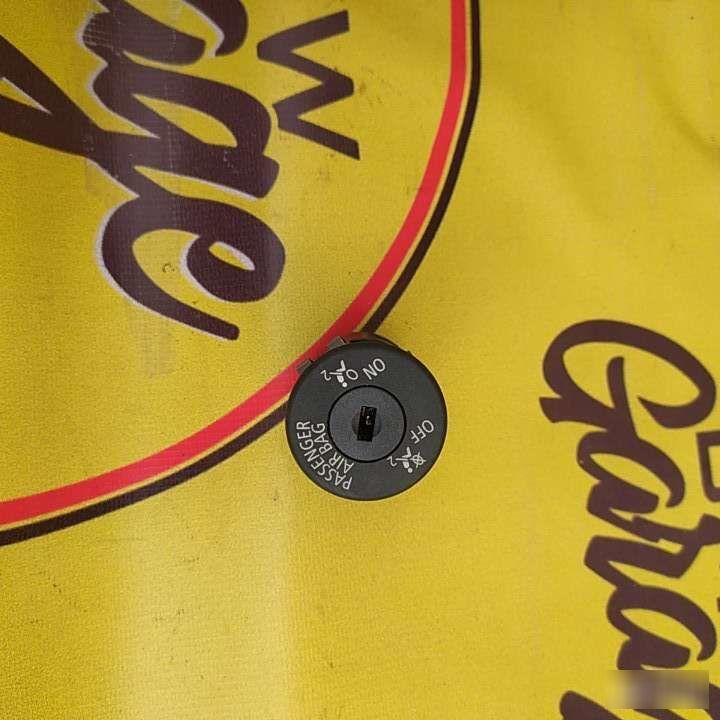 Выключатель подушек безопасности, 1000 рублей, Орёл