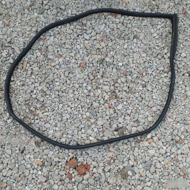 Уплотнитель двери водителя, 3000 рублей, Орёл