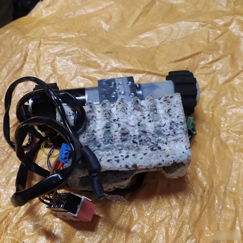 Гидроагрегат складной крыши, 40000 рублей, Орёл