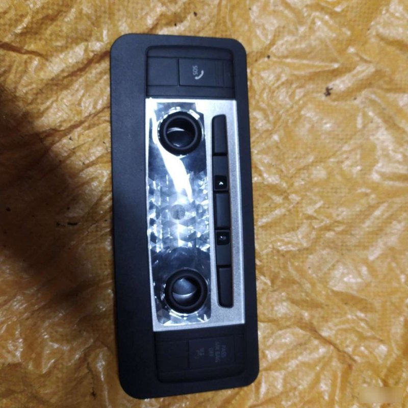 Коммутационный центр в крыше, 5000 рублей, Орёл