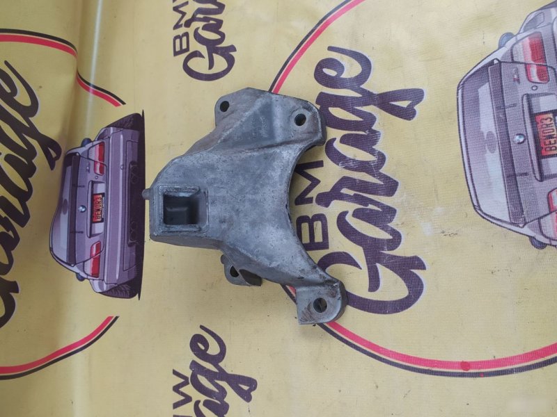 Кронштейн ДВС, 2000 рублей, Орёл