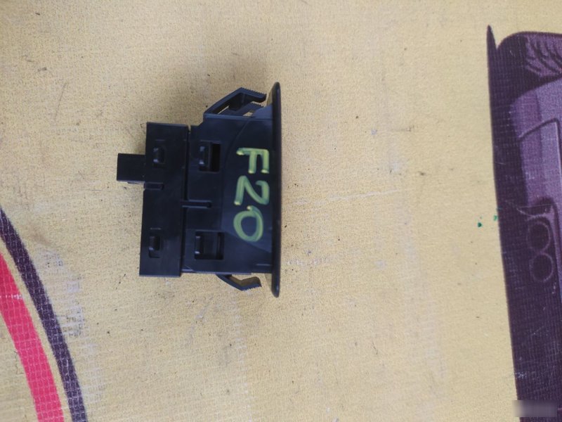 Кнопка стеклоподъемника, 800 рублей, Орёл