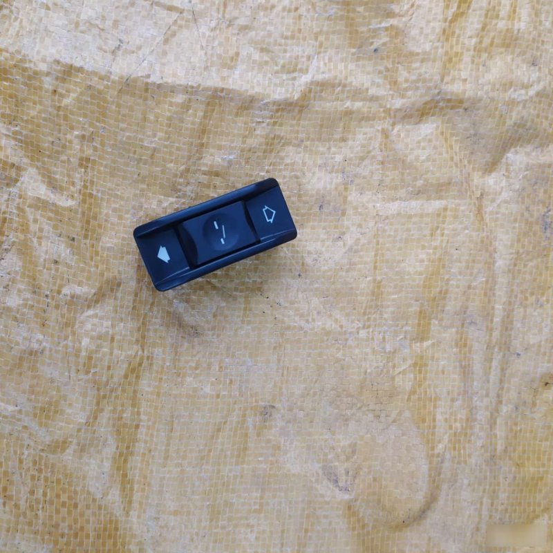 Кнопка люка, 700 рублей, Орёл