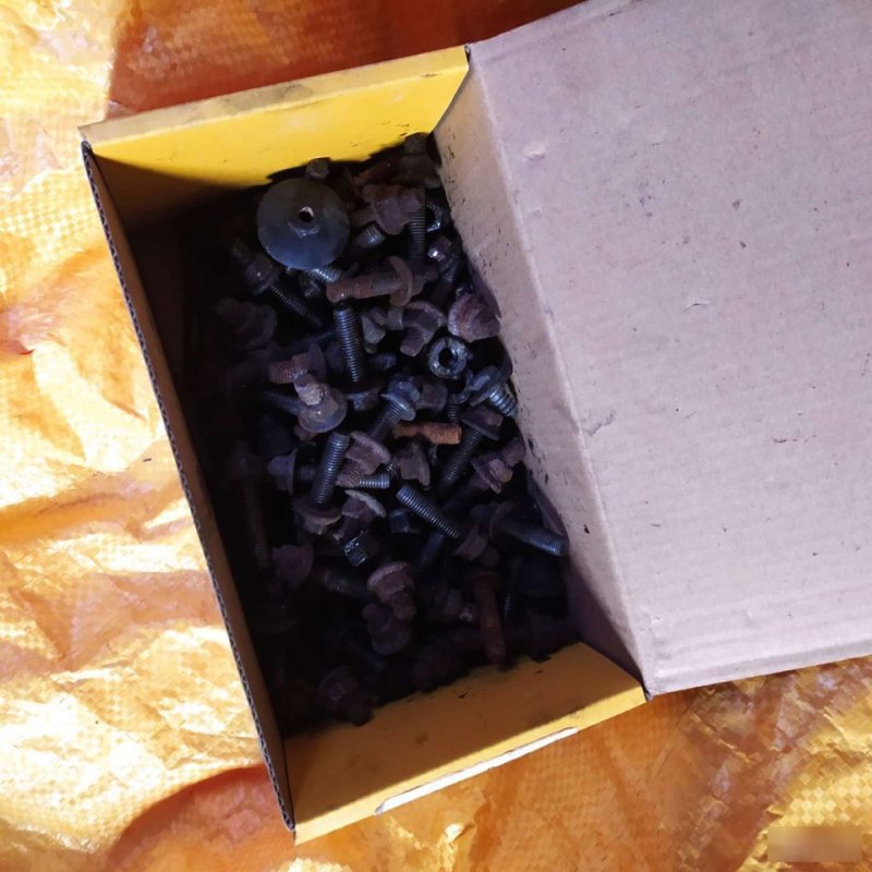 Шпилька выпускного коллектора, 660 рублей, Орёл