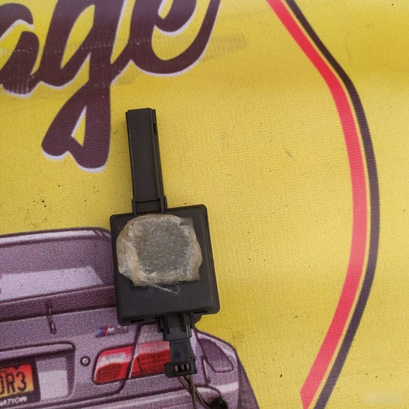 Антенна центрального замка, 2000 рублей, Орёл