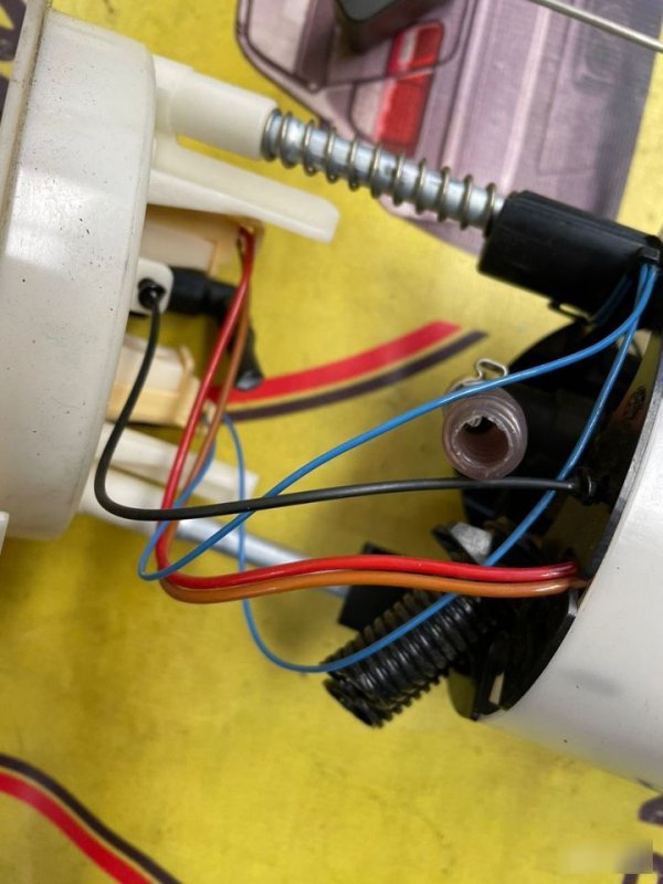 Насос топливный, 6000 рублей, Орёл