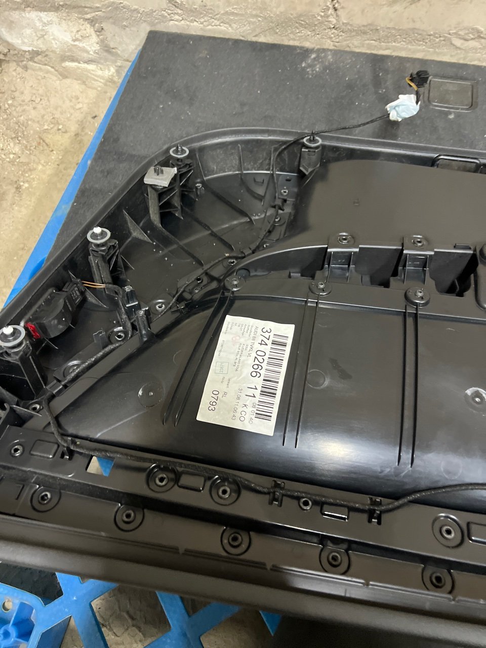 Обшивка двери, 2000 рублей, Орёл