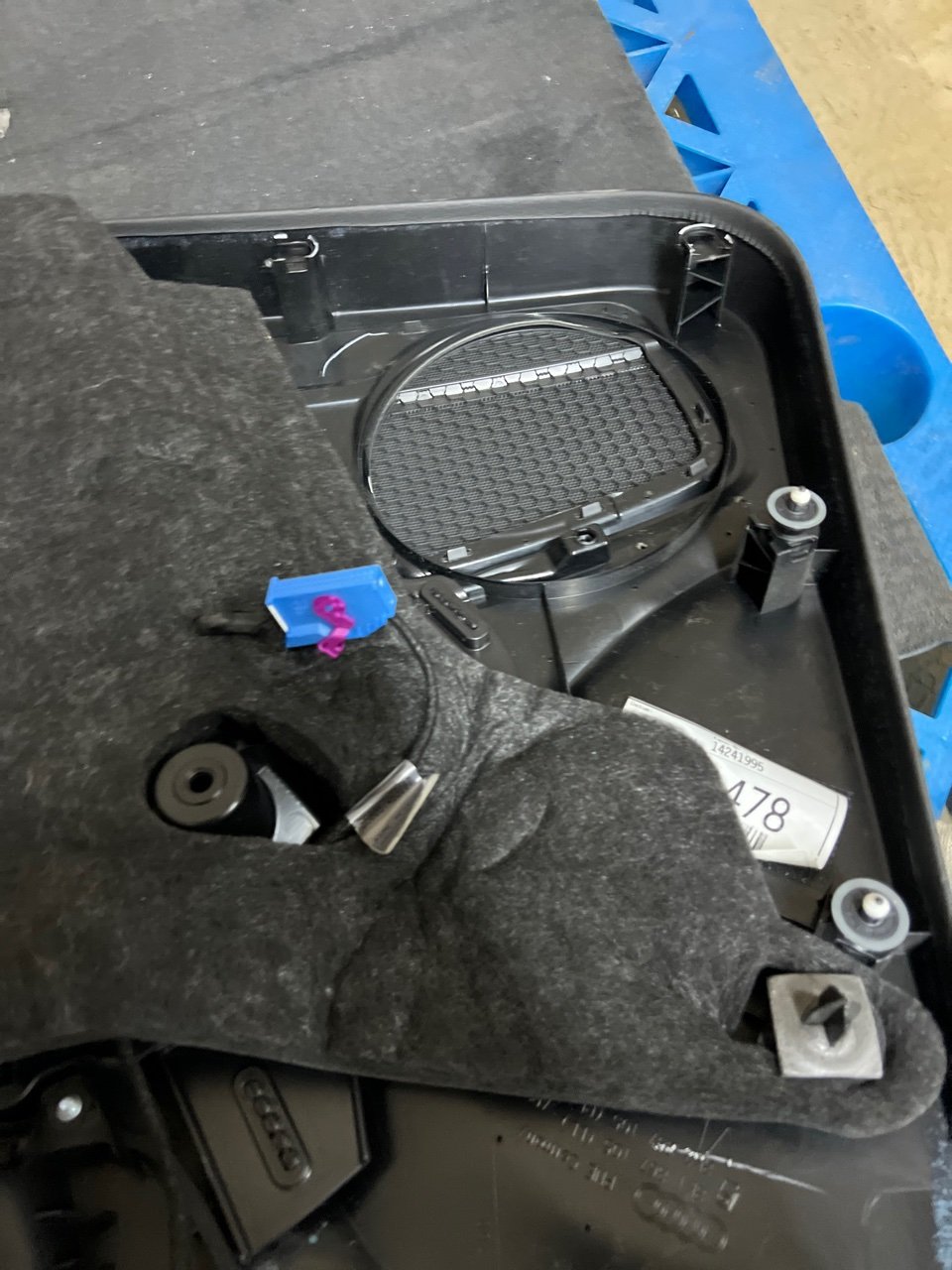 Обшивка двери, 2000 рублей, Орёл