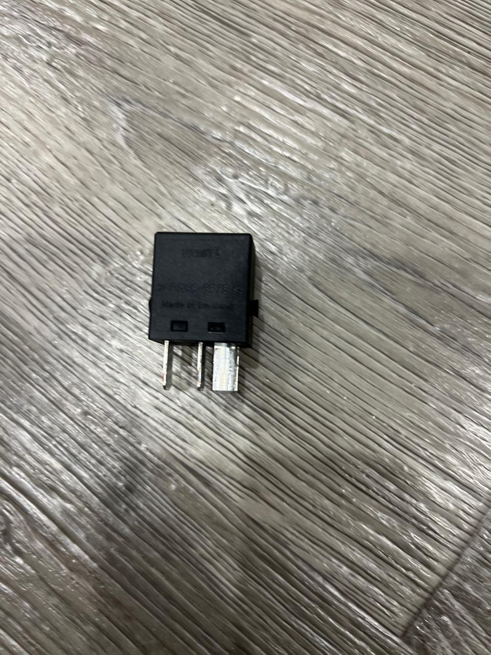 Реле топливного насоса, 500 рублей, Орёл