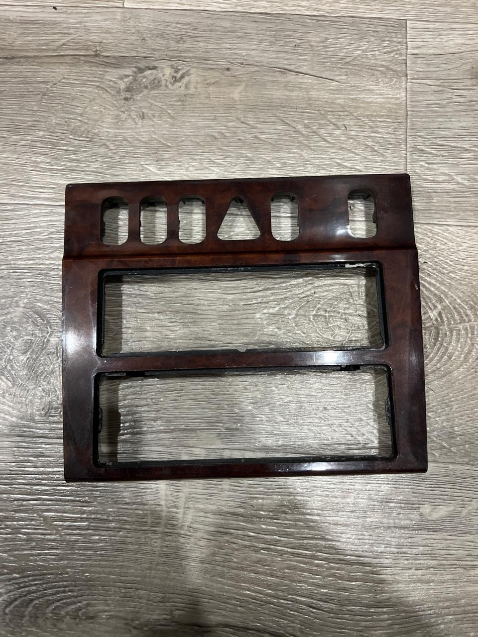 Накладка центральной консоли, 800 рублей, Орёл