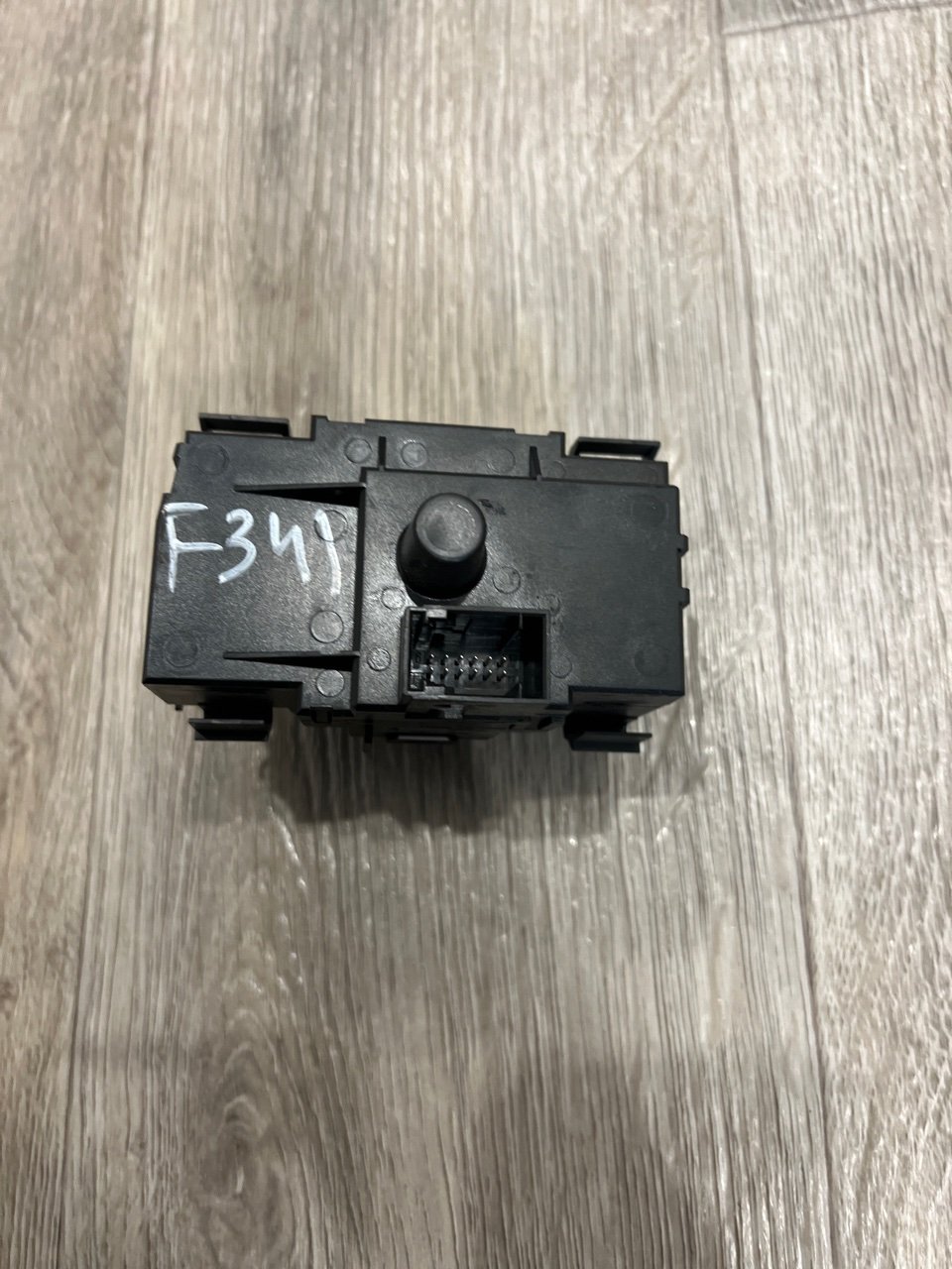 Переключатель света, 1555 рублей, Орёл