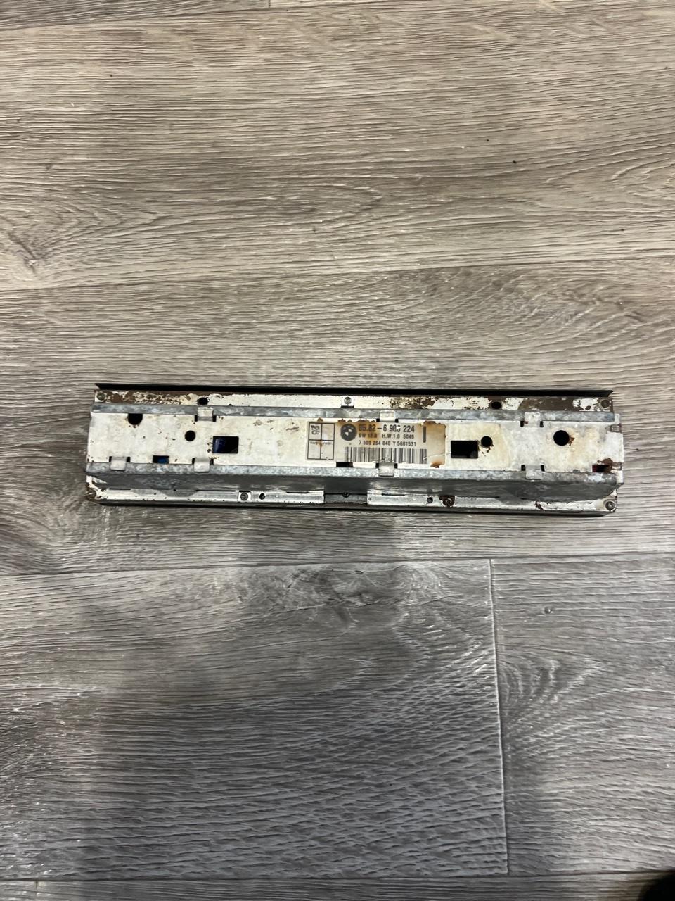 Дисплей, 1000 рублей, Орёл