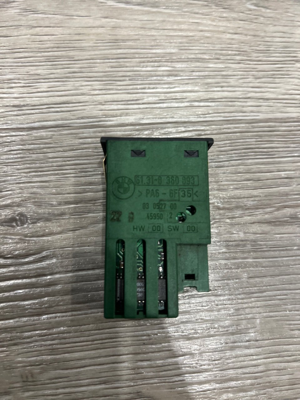 Кнопка управления шторой, 1000 рублей, Орёл