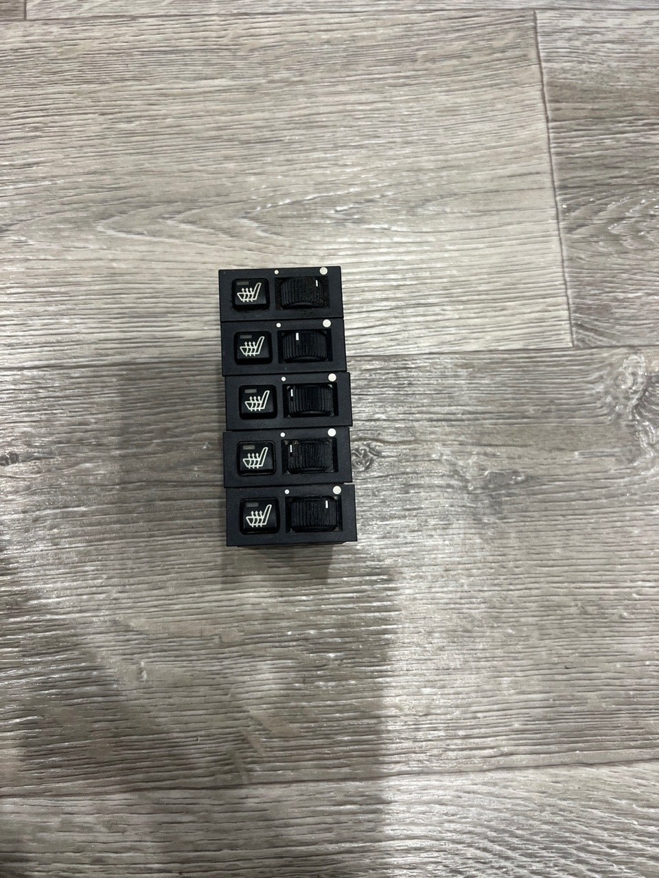 Кнопка обогрева сидений, 500 рублей, Орёл