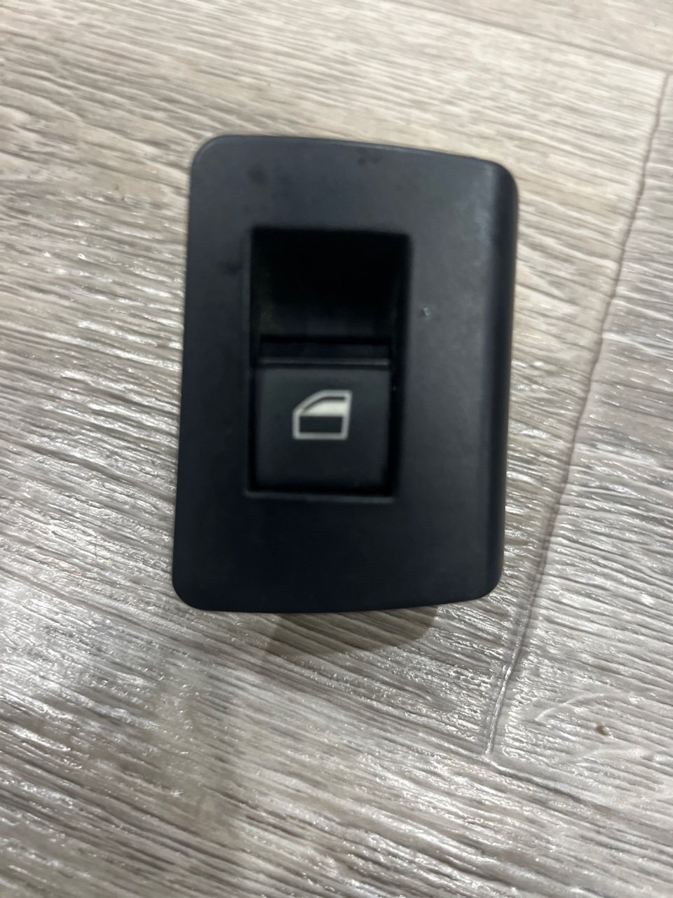 Кнопка стеклоподъемника, 700 рублей, Орёл