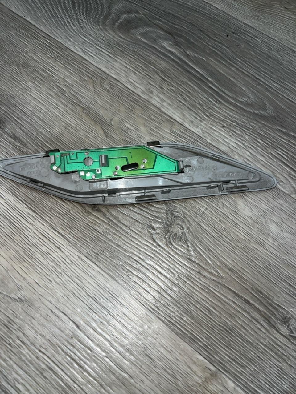 Фонарь освещения салона, 700 рублей, Орёл