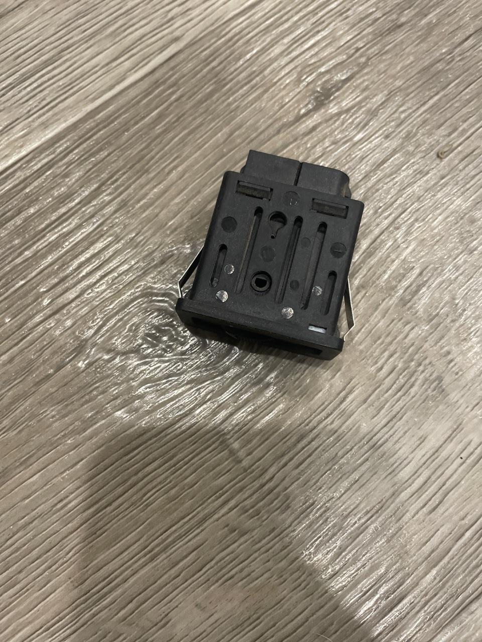 Кнопка, 500 рублей, Орёл