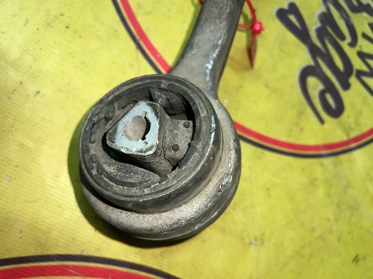 Рычаг подвески, 2000 рублей, Орёл