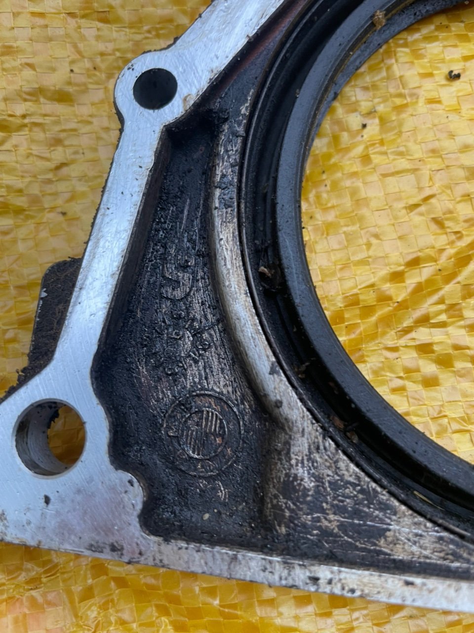 Крышка ДВС, 1000 рублей, Орёл