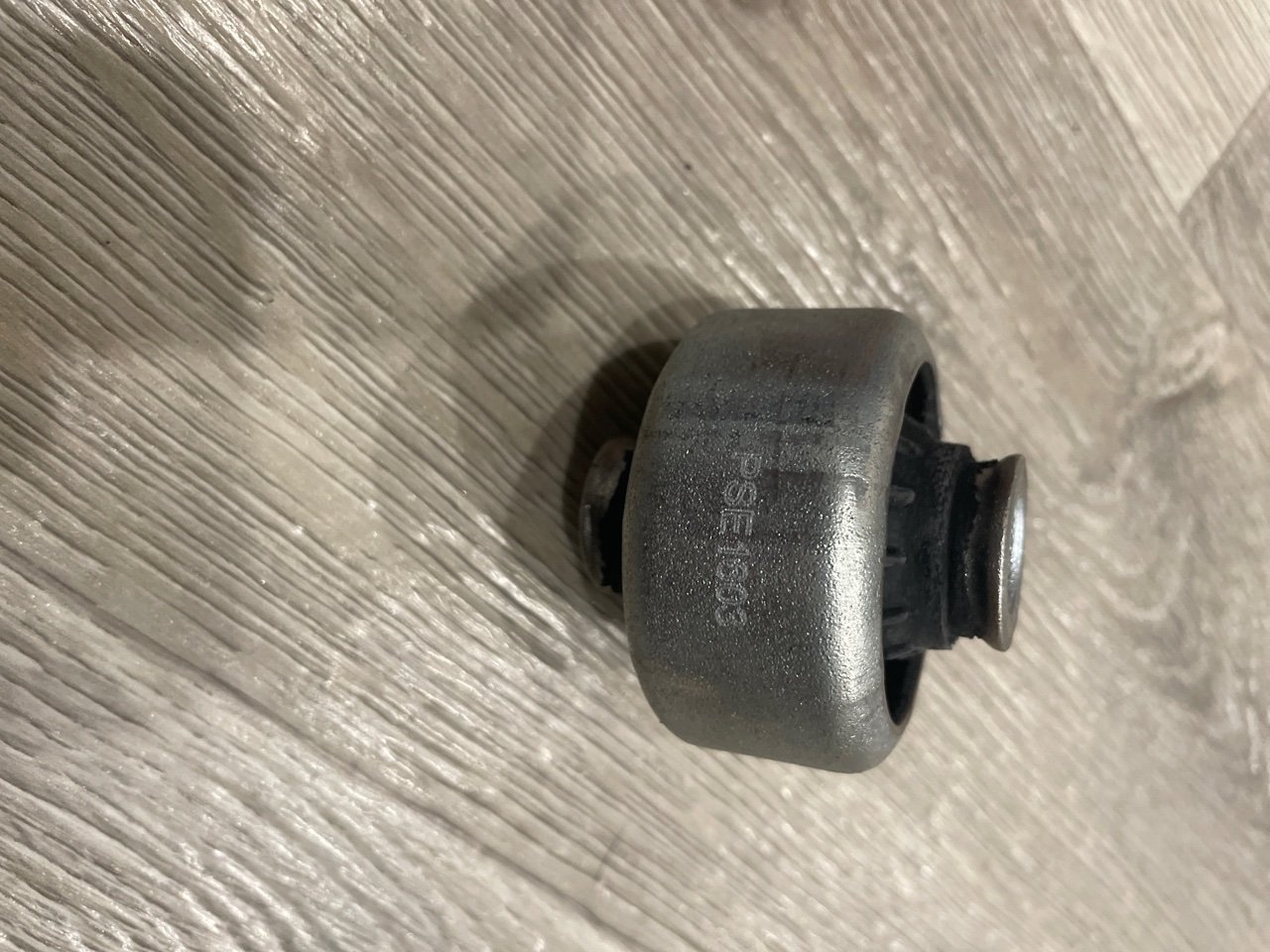 Сайлентблок, 300 рублей, Орёл