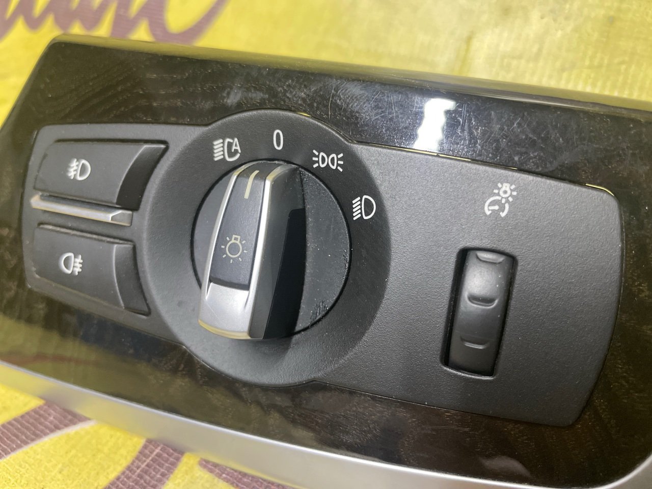 Переключатель света, 2500 рублей, Орёл