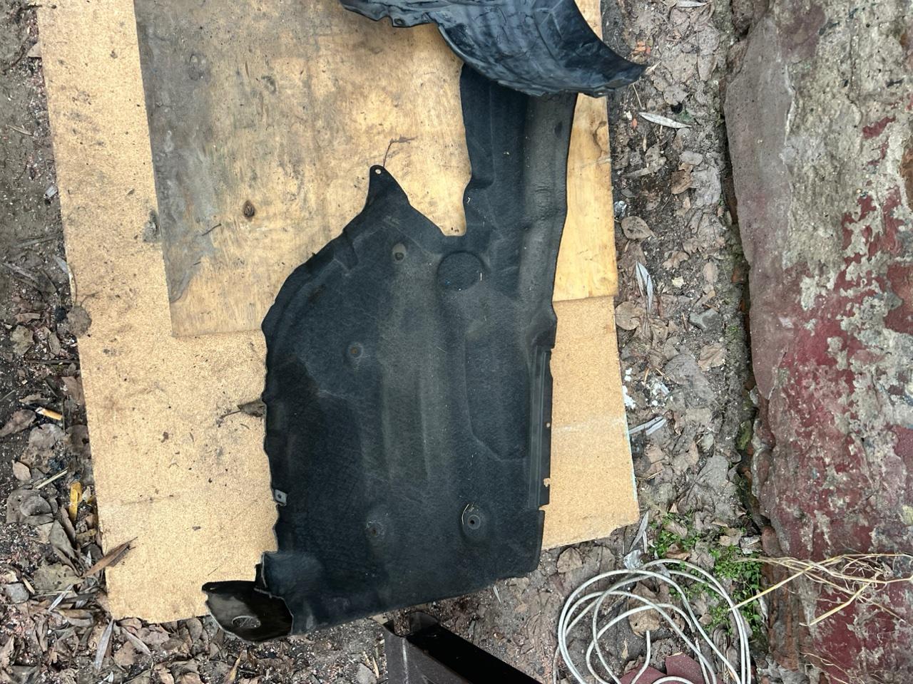 Подкрылок, 5000 рублей, Орёл