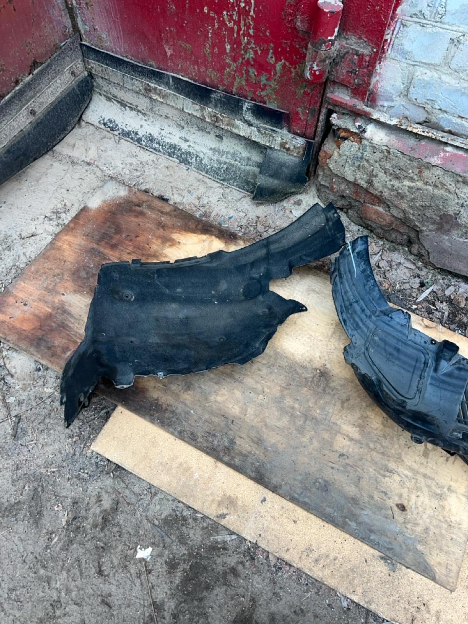 Подкрылок, 5000 рублей, Орёл