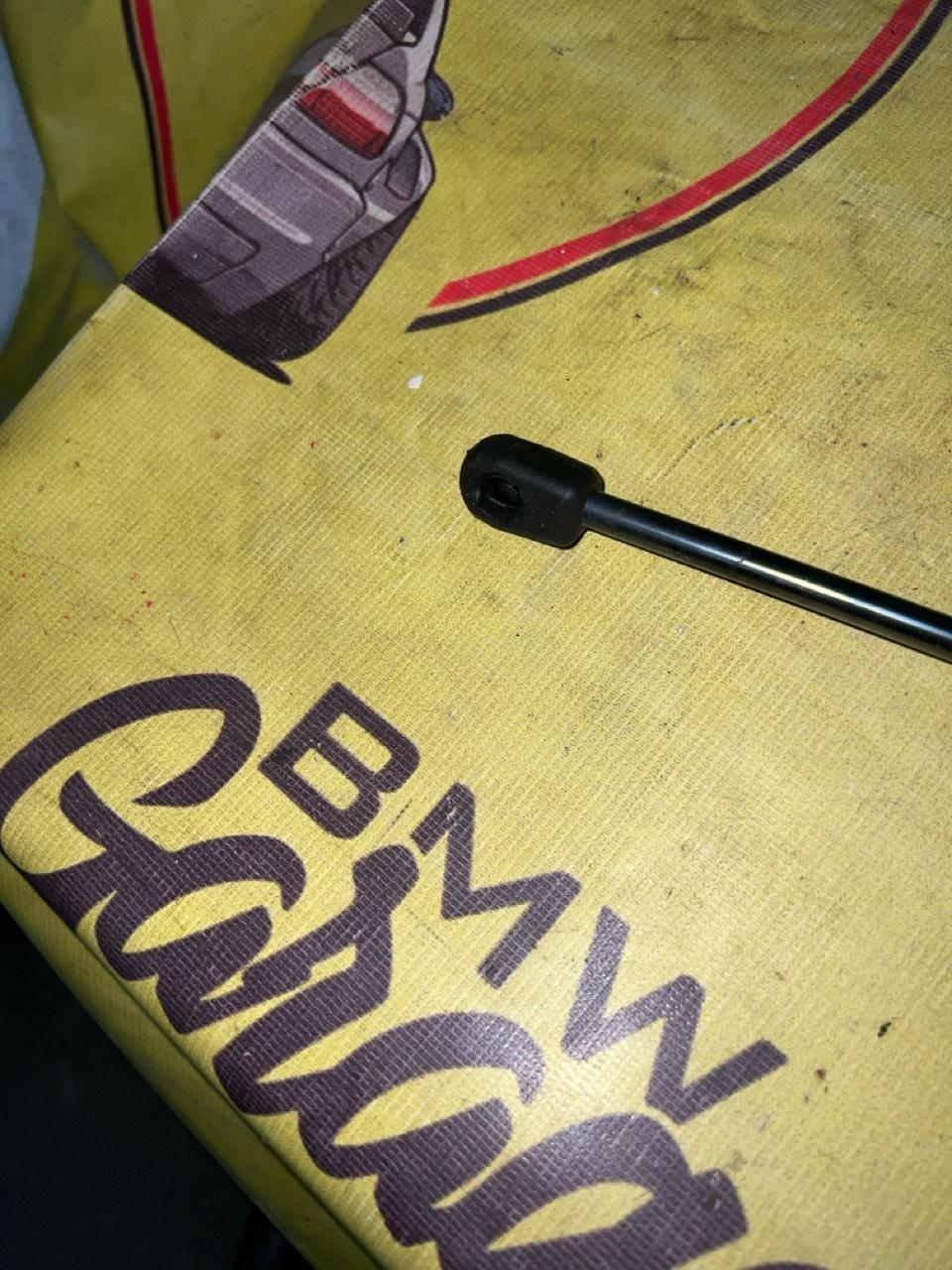 Упор крышки багажника, 800 рублей, Орёл