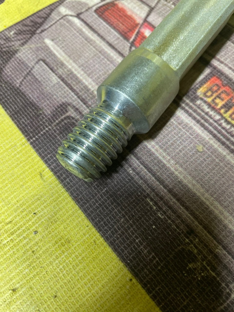 буксировочный крюк, 2000 рублей, Орёл