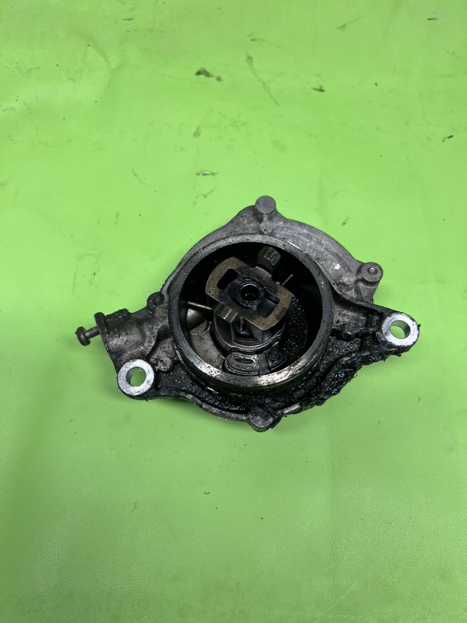 Вакуумный насос, 2000 рублей, Орёл