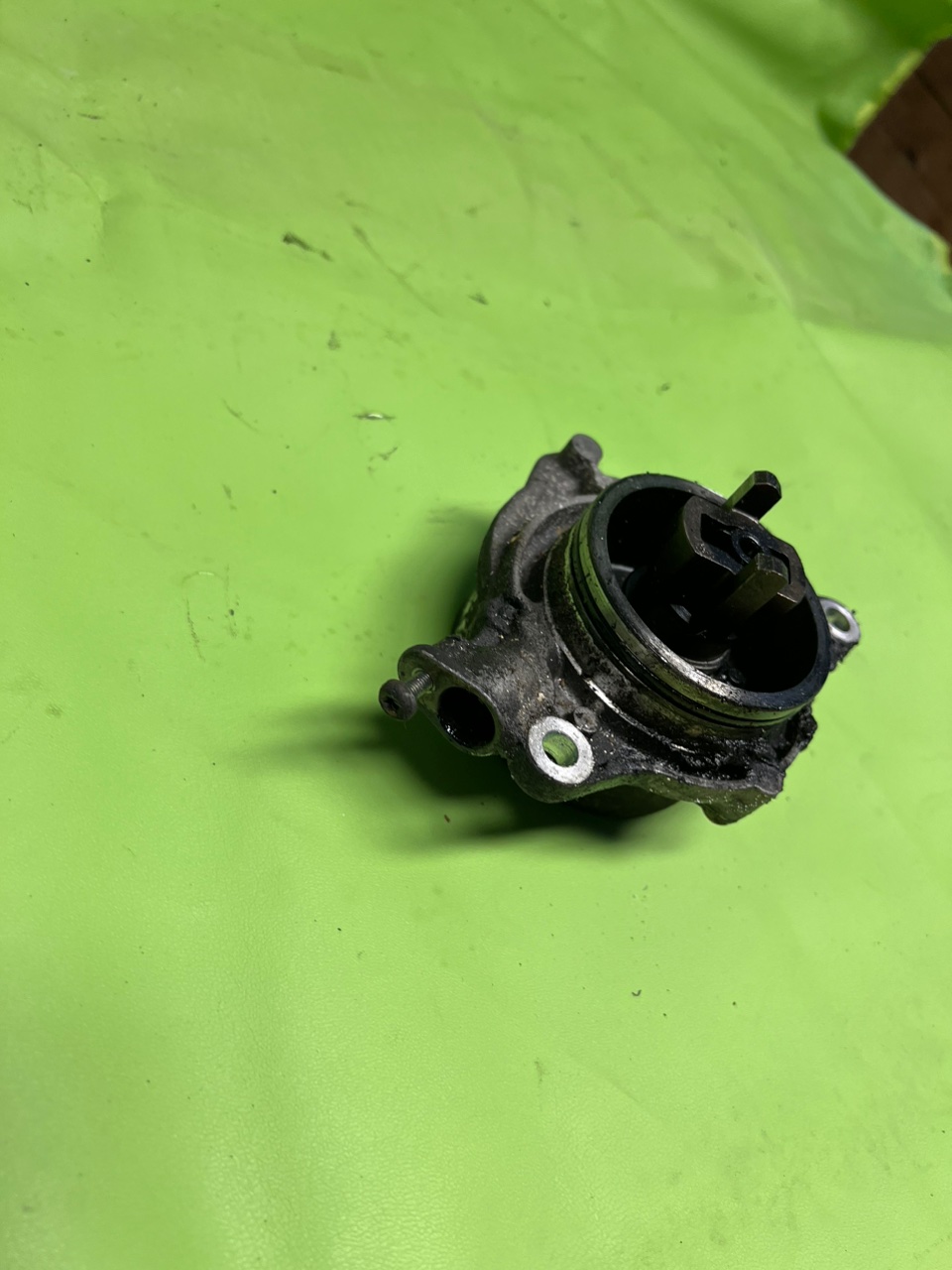 Вакуумный насос, 2000 рублей, Орёл