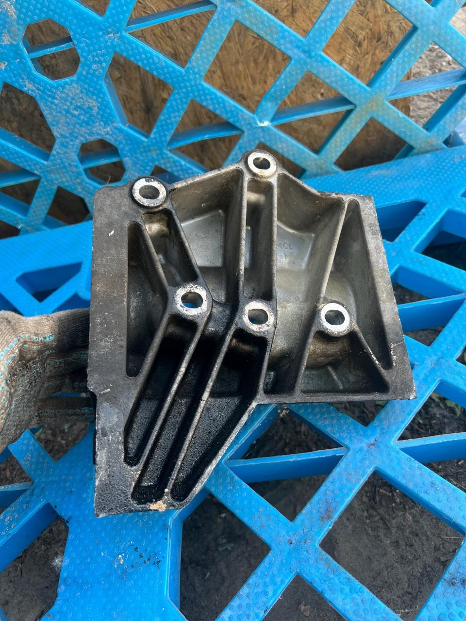 кронштейн, 10000 рублей, Орёл