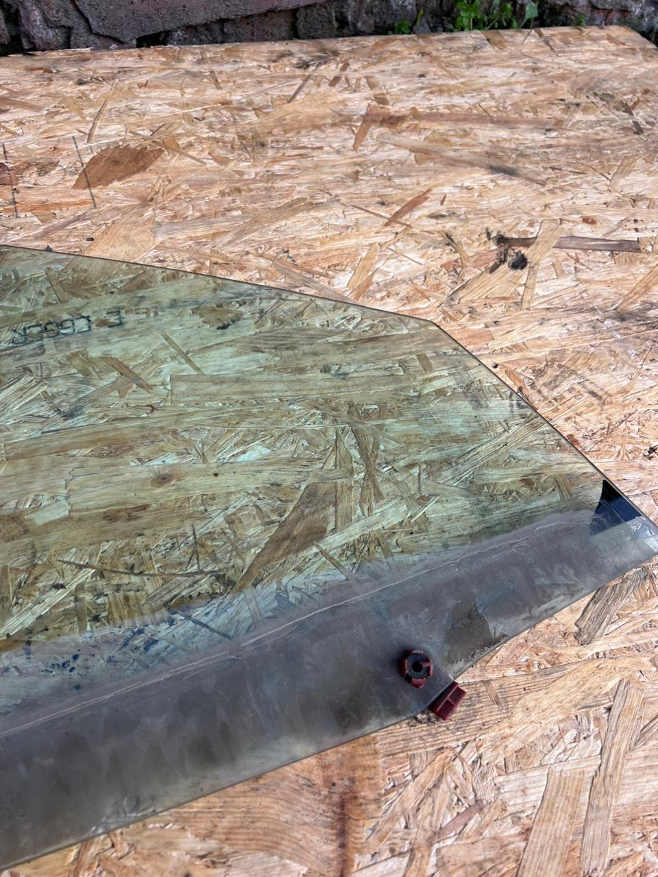 Стекло, 1500 рублей, Орёл