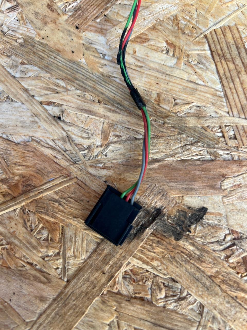 Зеркало, 3000 рублей, Орёл