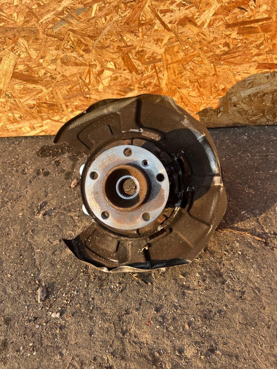 Кулак поворотный ступица подшипник, 2000 рублей, Орёл