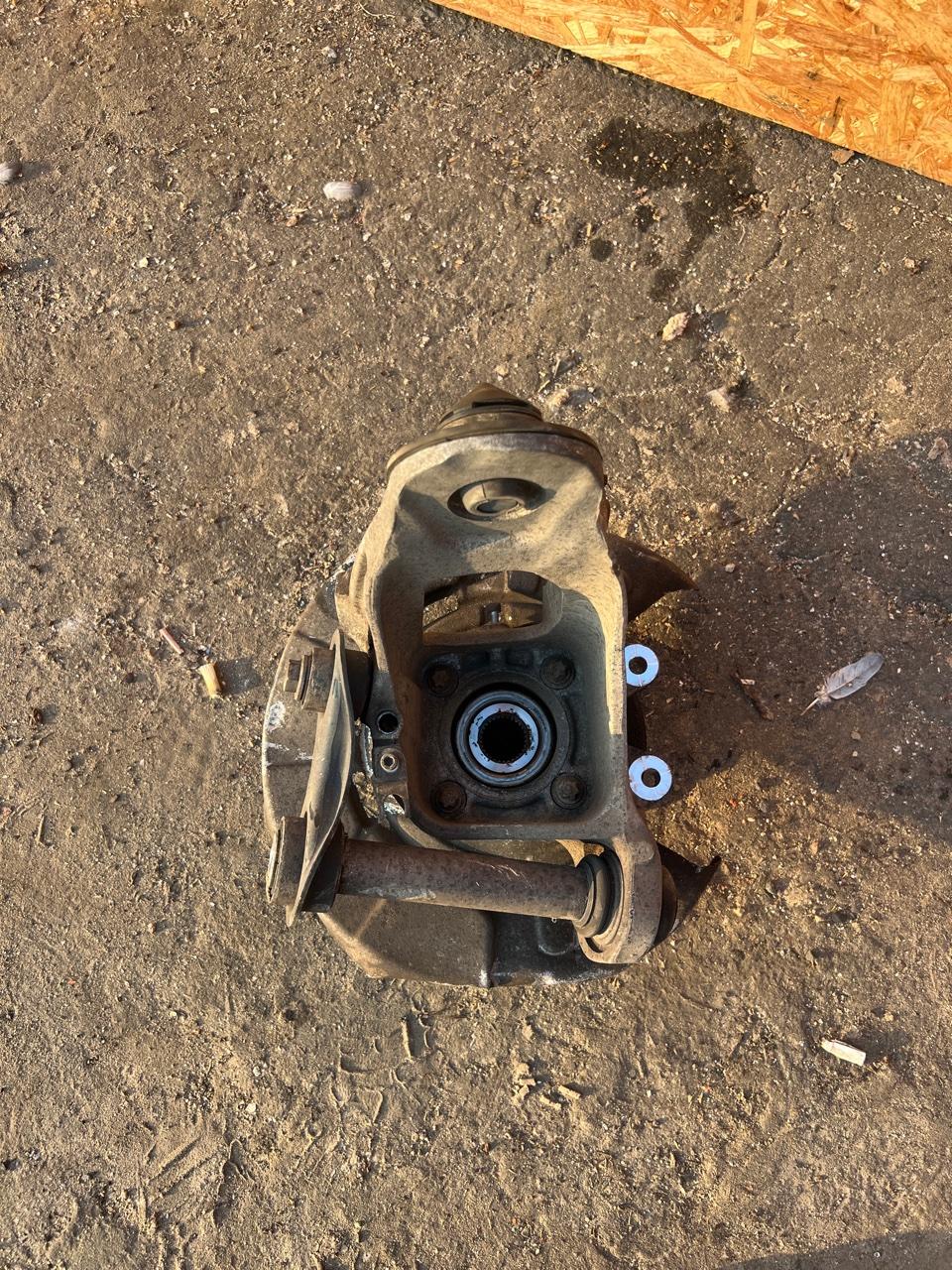 Кулак поворотный ступица подшипник, 2000 рублей, Орёл