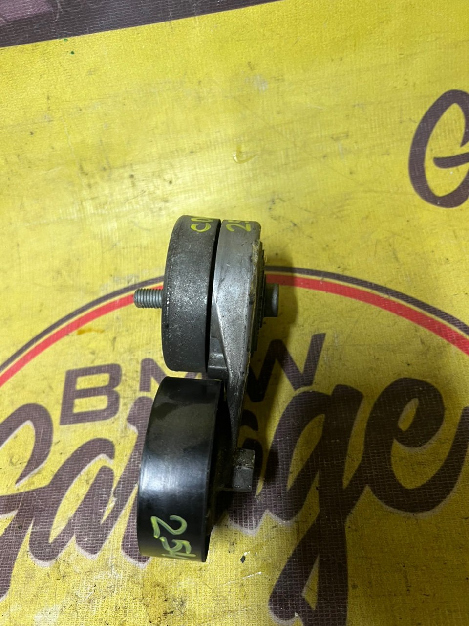 Ролик натяжной навесного оборудования, 3000 рублей, Орёл