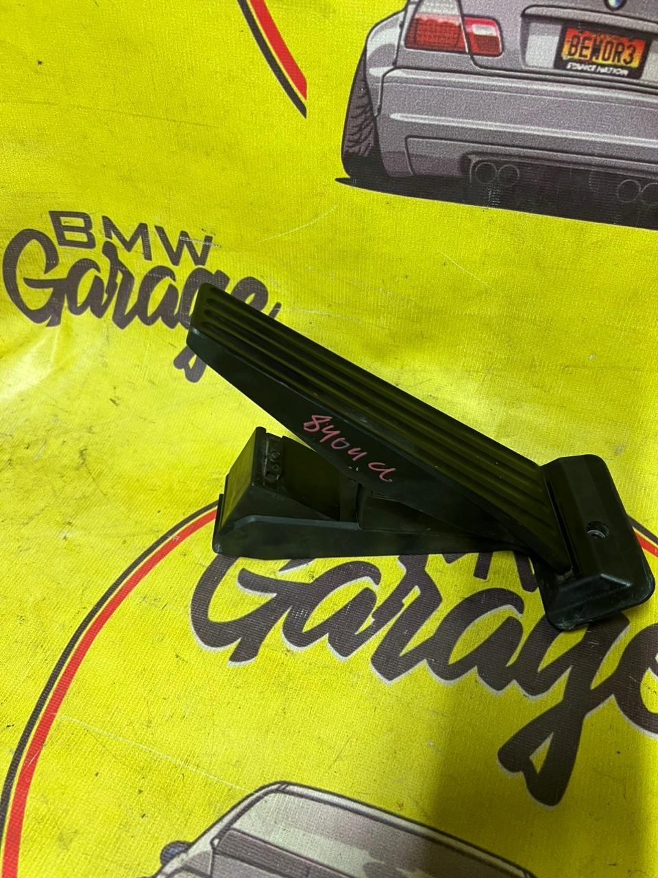 Педаль газа, 2000 рублей, Орёл