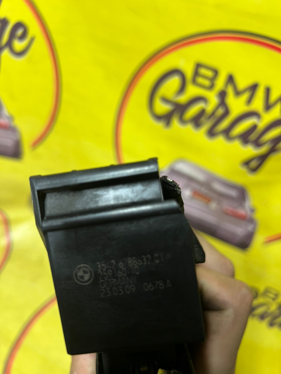 Педаль газа, 2000 рублей, Орёл